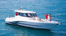 Dubai fishing charter - Xclusive 13 Boat